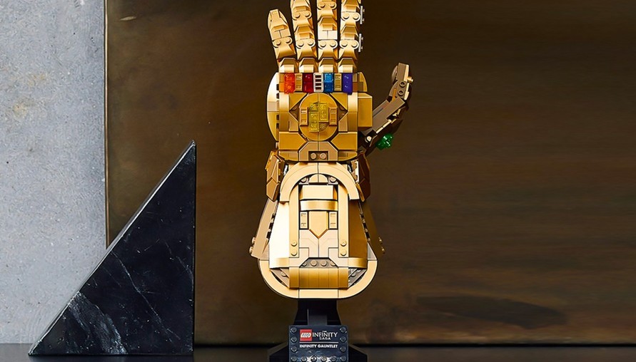 在家也能重現經典！LEGO 實體化 Thanos 「Infinity Gauntlet 無限手套」積木模型，想體會一彈指就讓世界灰飛煙滅的中二感嗎？