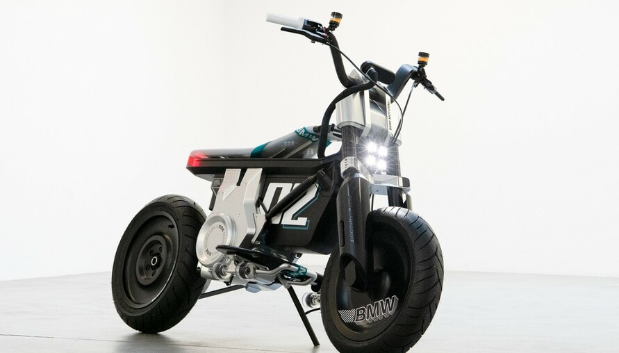 BMW Motorrad「 CE 02」概念車全球首發！新世代都會通勤選擇，或將開闢「摩托車」新維度