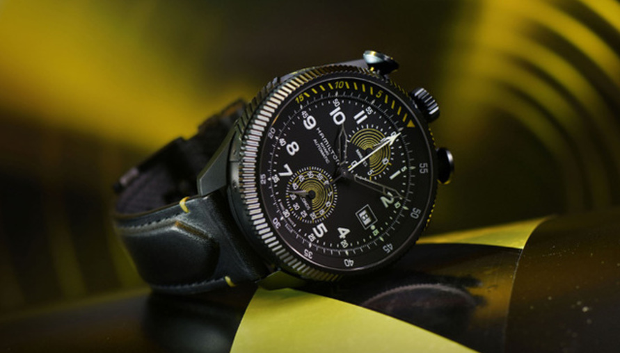 Hamilton 推出限量「 100 」枚全新 Khaki Aviation 紀念飛行錶款，慶祝破「金氏世界紀錄」！