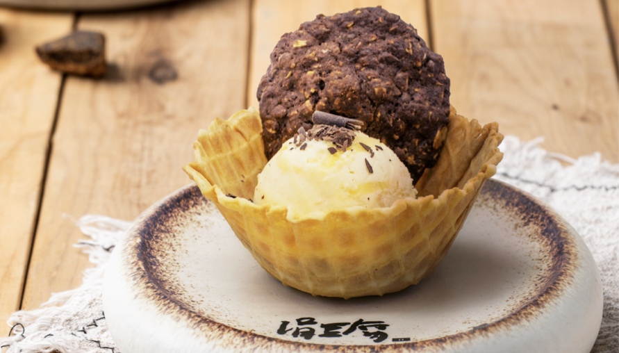 韓國跟瑞士的絕佳組合 涓豆腐X莫凡彼聯名『巧克力蕉心好朋友』 天冷還是要吃冰！